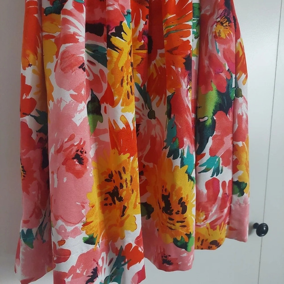 Eliza J Floral Fit to Flare Open/ Zip back belted Knee Length dress. 12 P - Picture 4 of 7